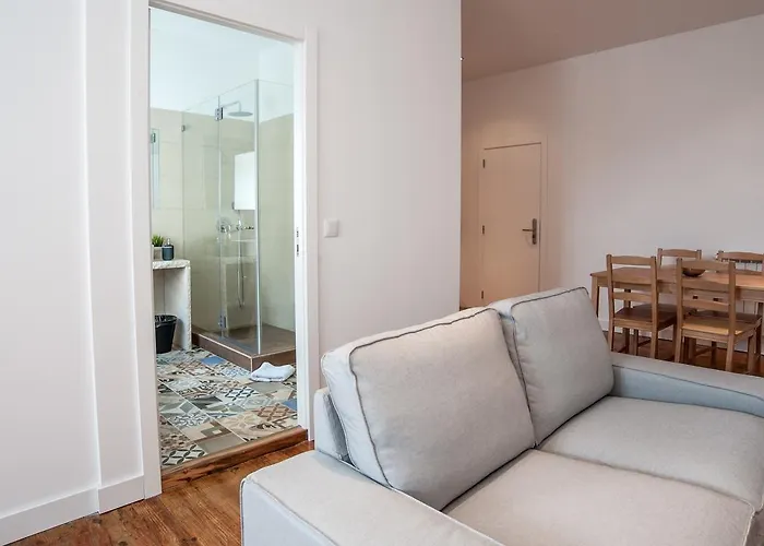 Gs Chiado Boutique & Πανσιόν